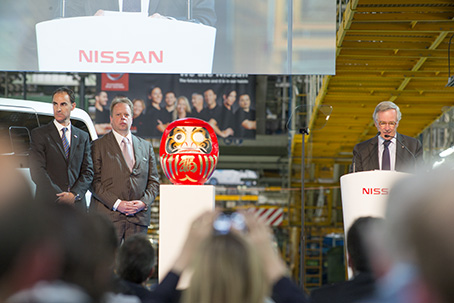 Barcelonas borgmästare Xavier Trias vid produktionsstarten för eldrivna Nissan e-NV200